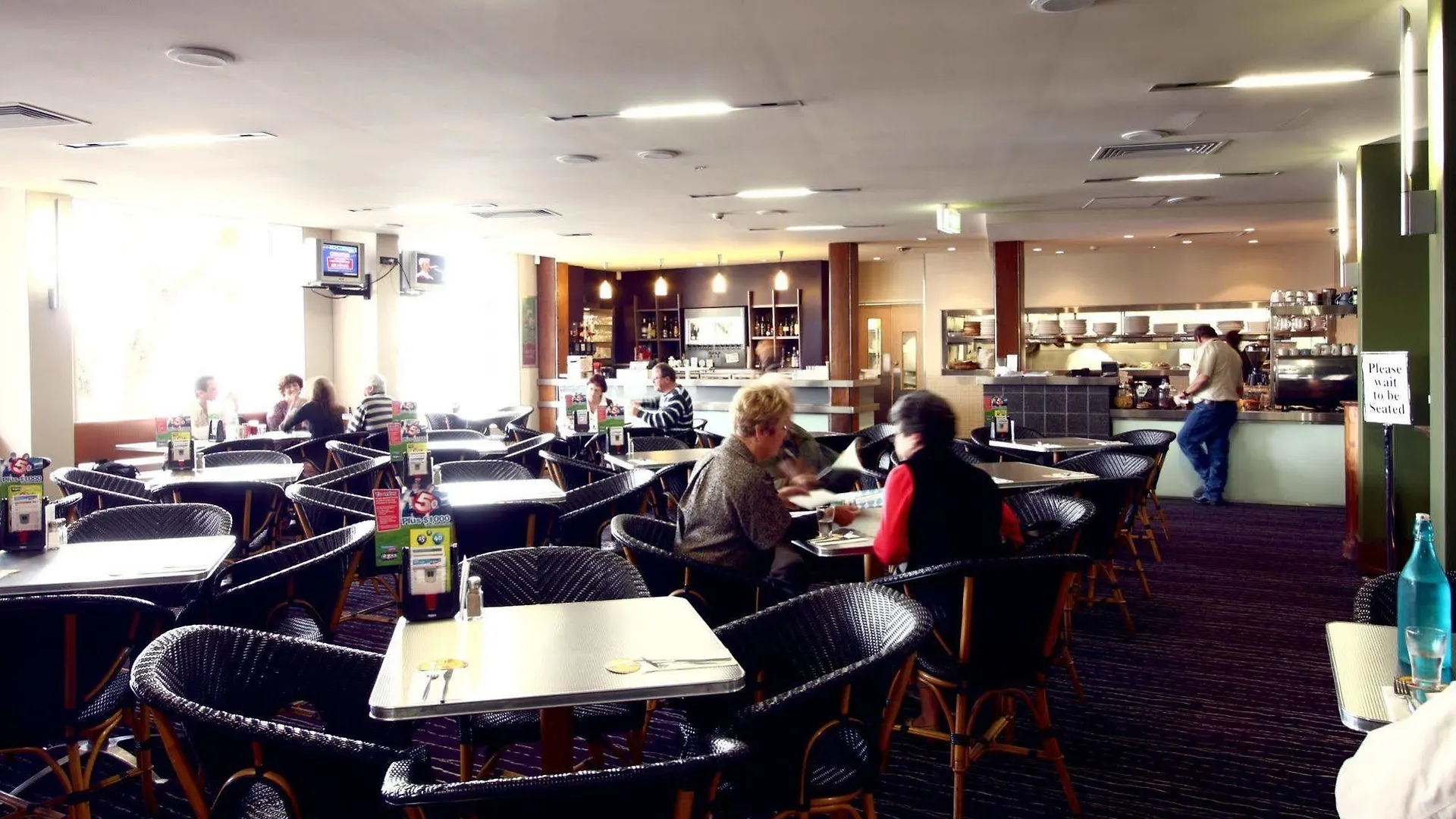 *** Inn Nightcap At Manly Hotel Brisbane Australia